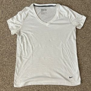 Nike T-shirt